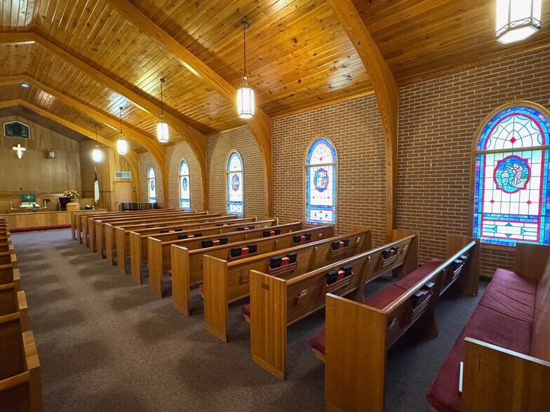 More Photos Of 205 Spalding St, Griffin Religious Facility For Sale