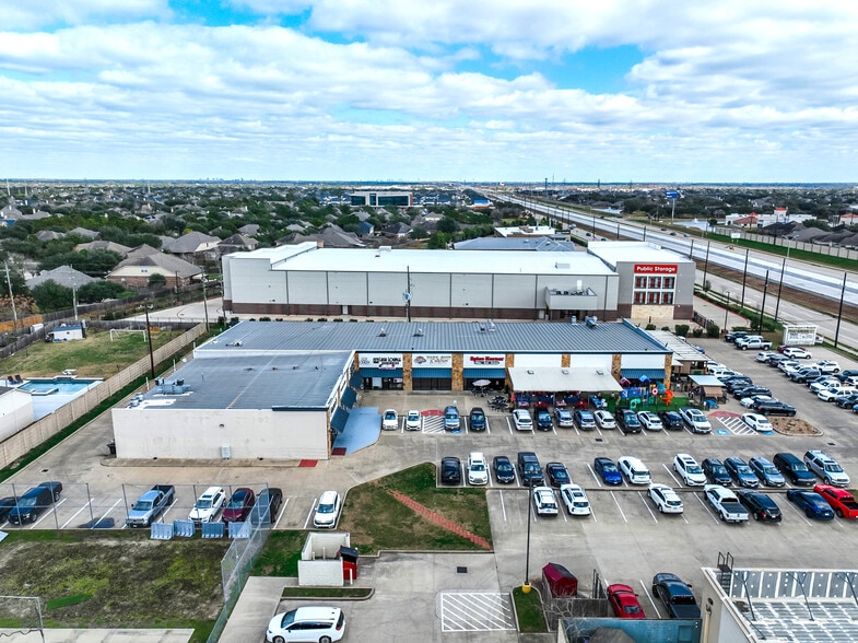 More Photos Of 26440 FM 1093, Richmond Storefront For Sale