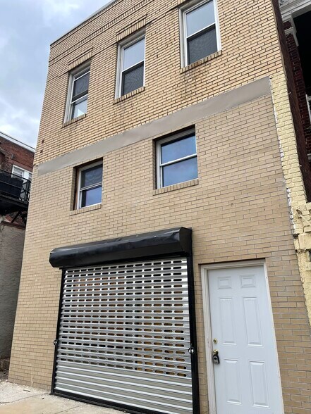 More Photos Of 138 S 48th St, Philadelphia Apartments For Sale