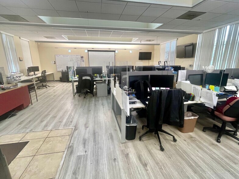 More Photos Of 1428 Highland Ave, National City Office For Lease