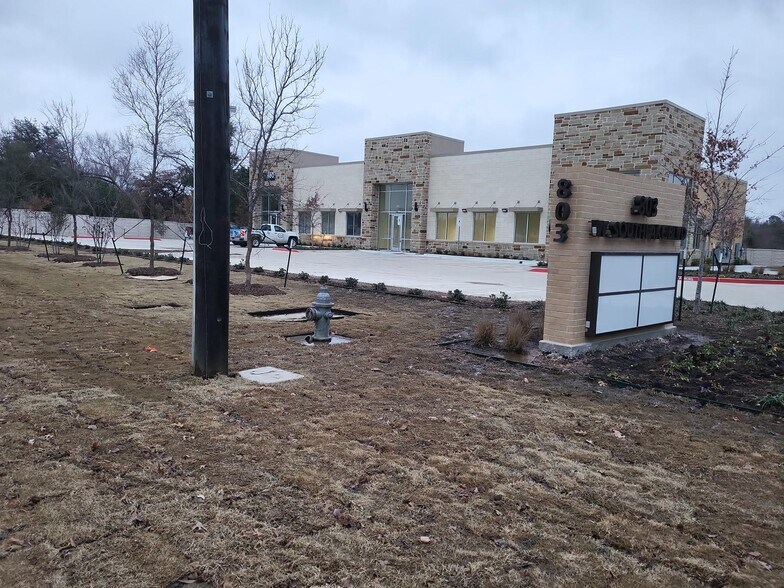 More Photos Of 803 W Southlake Blvd, Southlake Office For Lease