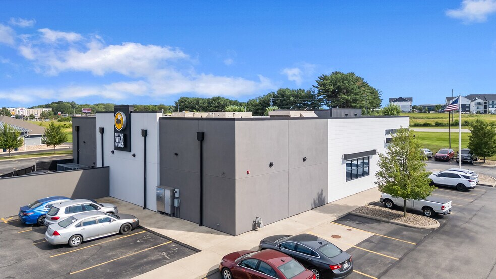 More Photos Of 1830 E Main St, Ashland Restaurant For Sale