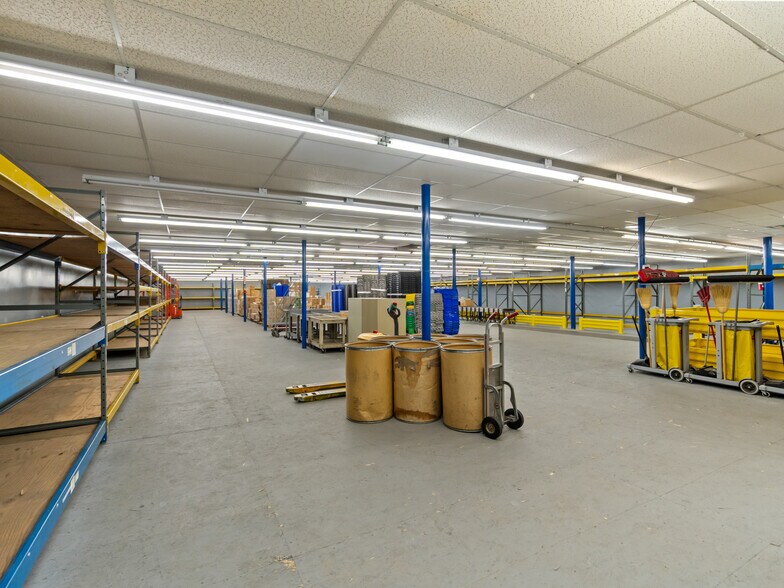 More Photos Of 1419 US Route 60, Huntington Drugstore For Sale