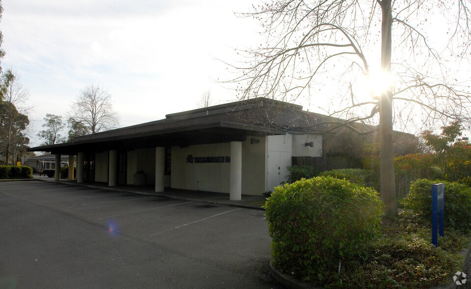 More Photos Of 2498 Guerneville Rd, Santa Rosa Freestanding For Sale