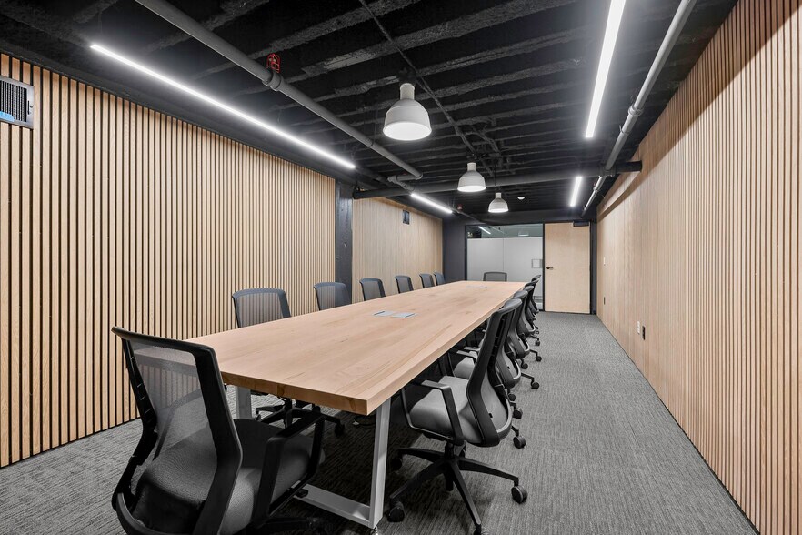 More Photos Of 200 S 1st St, Ann Arbor Office For Sale