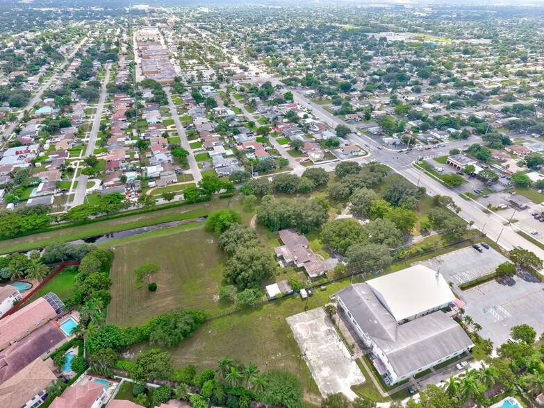 More Photos Of 7227 Taft St, Pembroke Pines Land For Sale
