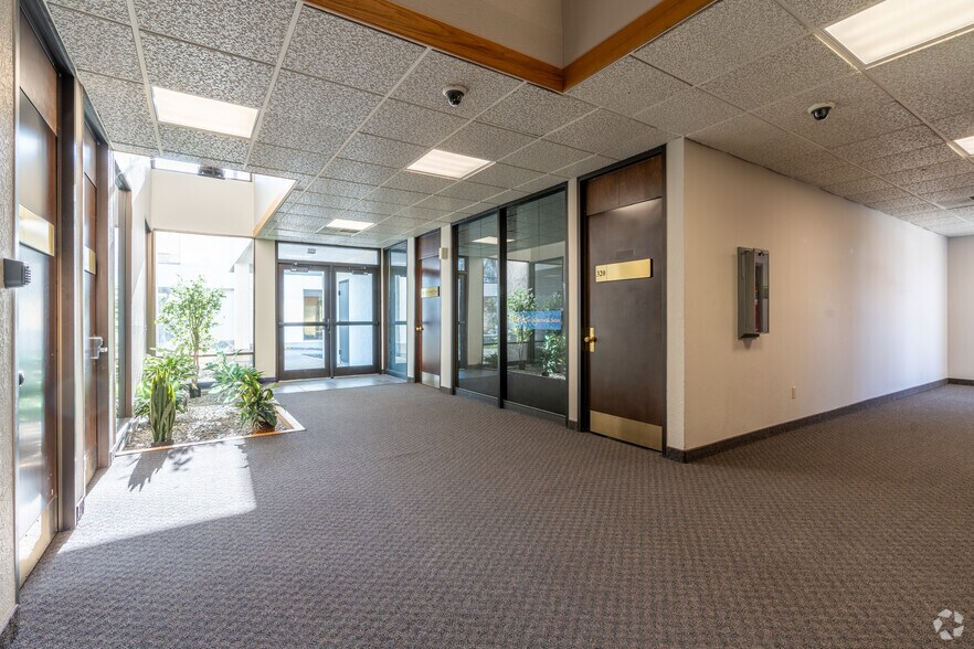 More Photos Of 1933-1955 Jadwin Ave, Richland Medical For Lease