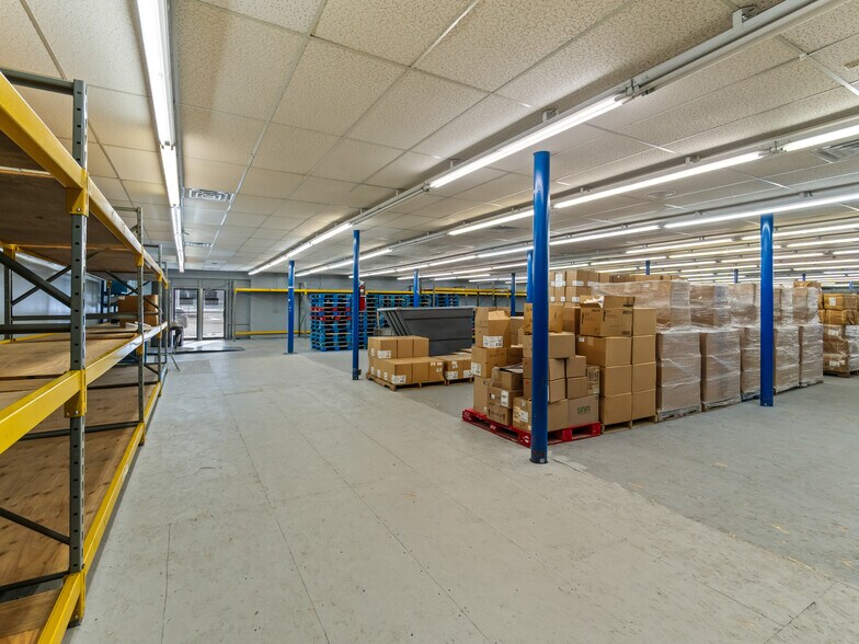 More Photos Of 1419 US Route 60, Huntington Drugstore For Sale