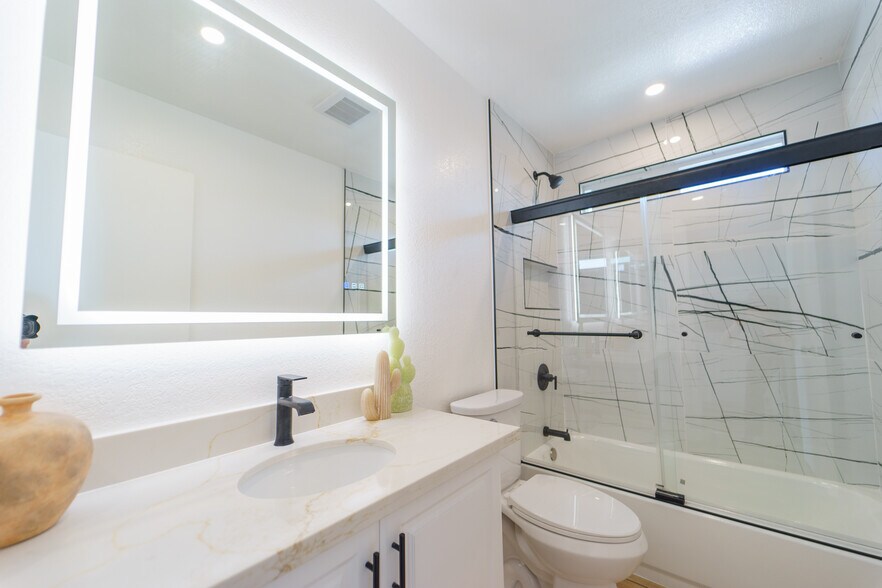 More Photos Of 1343-1347 Grove Ave, Imperial Beach Apartments For Sale