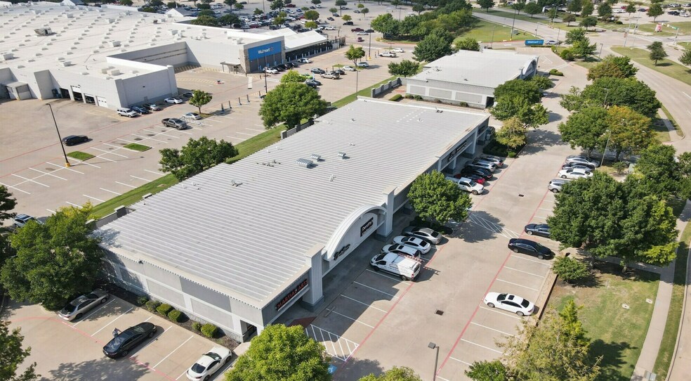 More Photos Of 613 Uptown Blvd, Cedar Hill Unknown For Lease