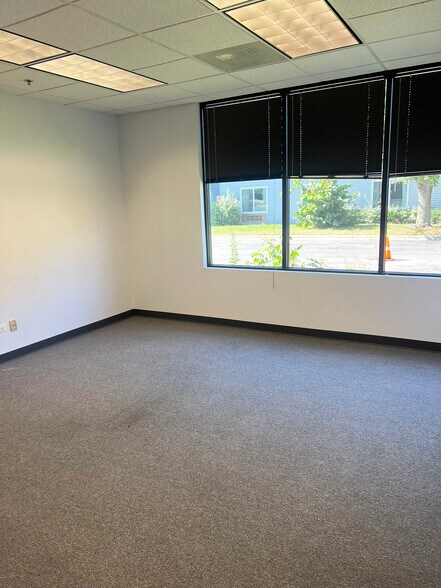 More Photos Of 2230 Point Blvd, Elgin Office For Lease