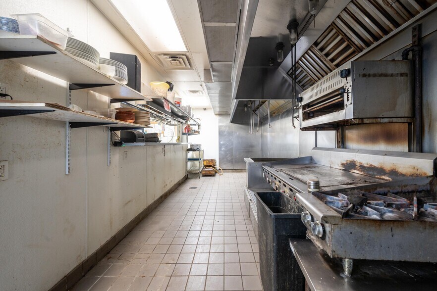 More Photos Of 2221 W Walnut St, Rogers Restaurant For Sale