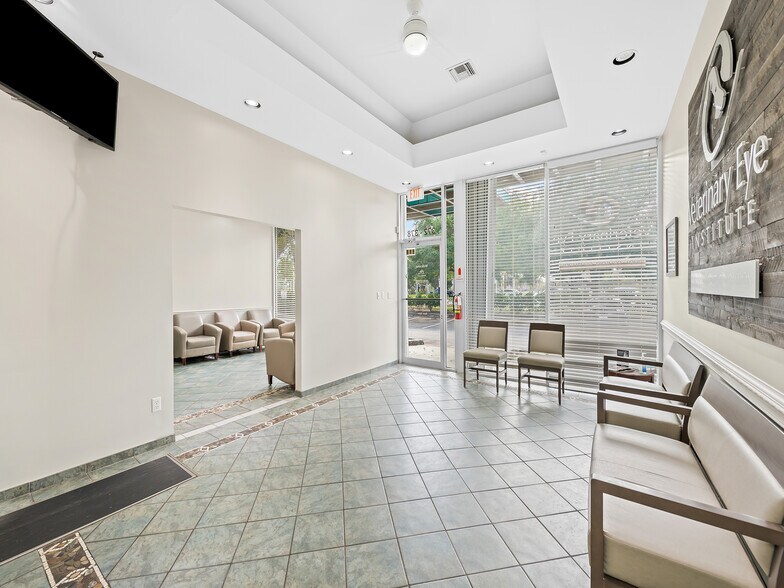 More Photos Of 372 S Powerline Rd, Deerfield Beach Storefront Retail Office For Sale