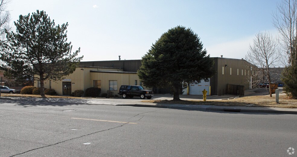 More Photos Of 5745 Monaco St, Commerce City Warehouse For Lease