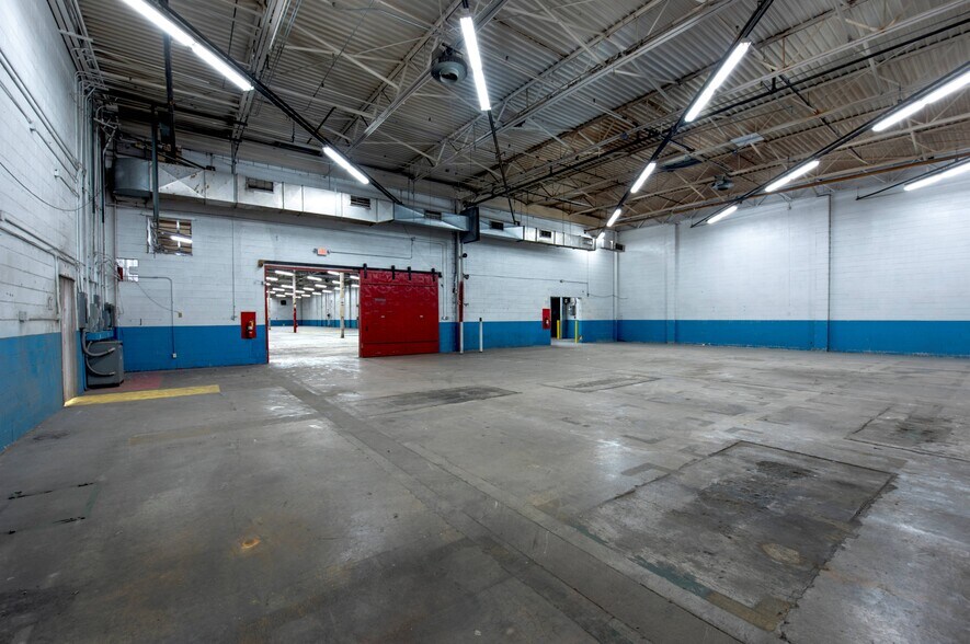 More Photos Of 2000 Overhead Bridge Rd NE, Cleveland Manufacturing For Lease