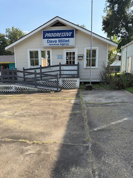 Primary Photo Of 31625 LA-22, Springfield Office For Lease