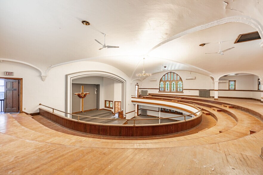 More Photos Of 1203 3rd Ave, Rockford Religious Facility For Sale