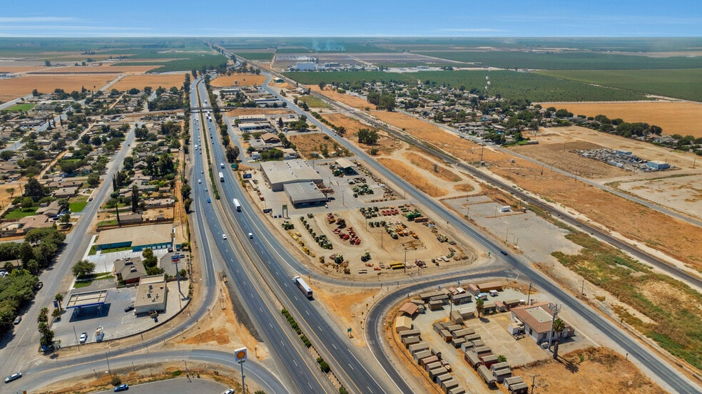 More Photos Of 210-284 N Burnett Rd, Tipton Land For Sale