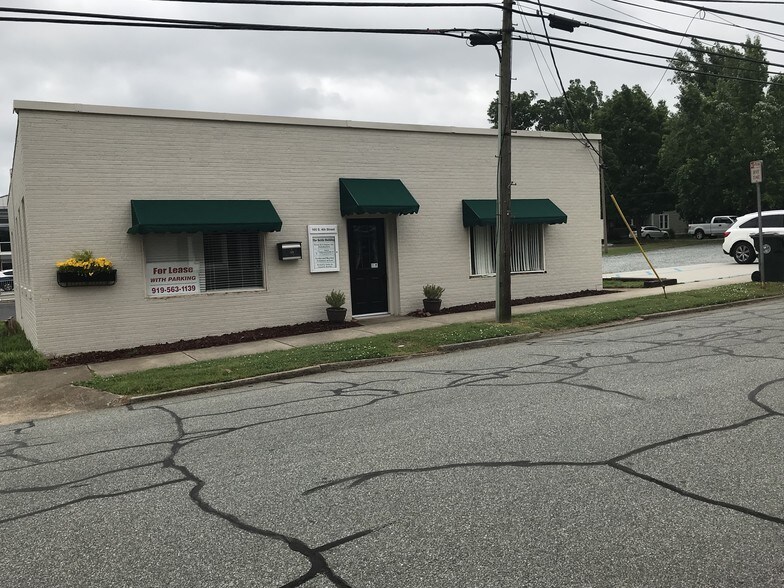More Photos Of 105 S 4th St, Mebane Medical For Lease