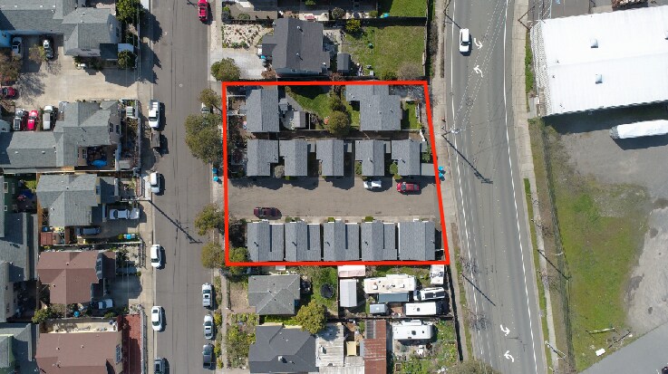 More Photos Of 223 Decker St, Santa Rosa Apartments For Sale