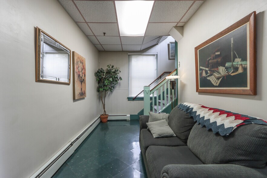 More Photos Of 109 W Lake St, Waupaca Healthcare For Sale