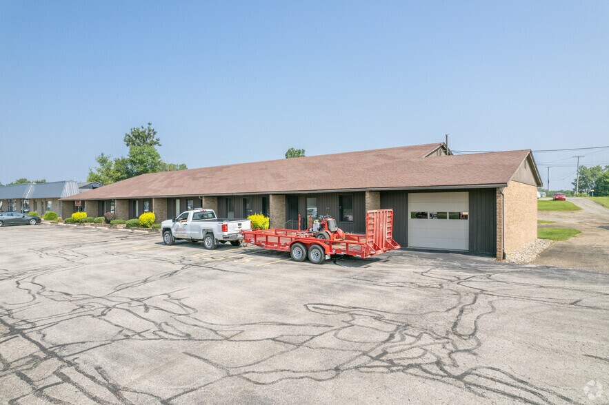 More Photos Of 1332-1342 W 4th St, Mansfield Office For Lease