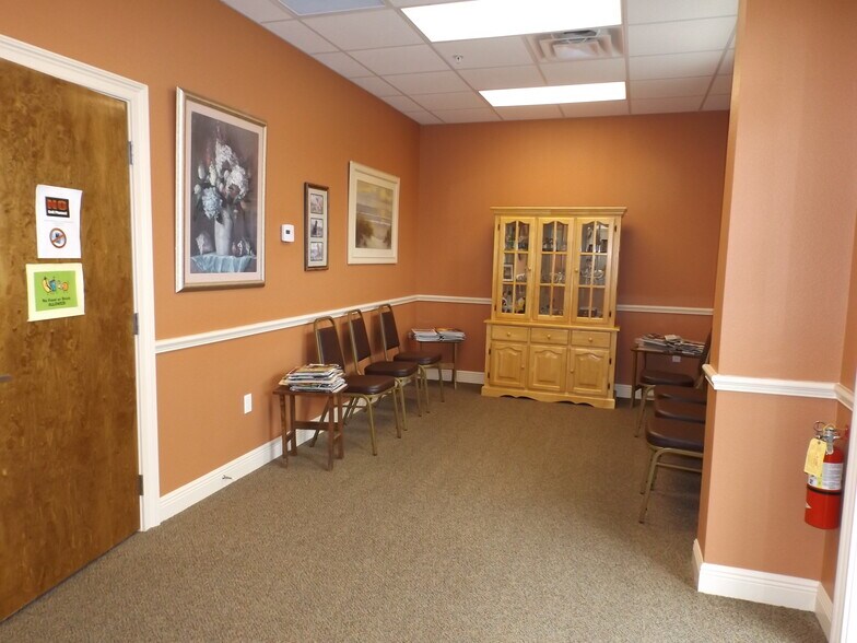 More Photos Of 733-771 Highway 466, Lady Lake Medical For Sale