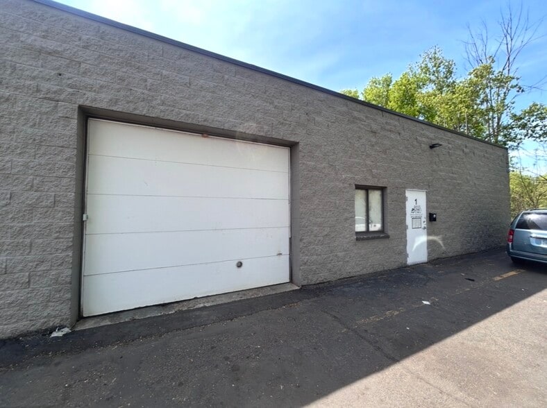 More Photos Of 6301 Welcome Ave N, Minneapolis Light Manufacturing For Lease