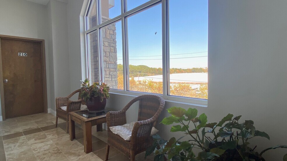 More Photos Of 3331 N Berkeley Lake Rd NW, Berkeley Lake Medical For Lease