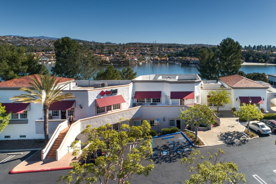 2773227772 Vista Del Lago, Mission Viejo, CA 92692 For Lease