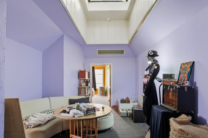 More Photos Of 22 Russ St, San Francisco Warehouse For Sale