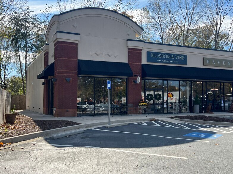 More Photos Of 5950 State Bridge Rd, Duluth Unknown For Lease