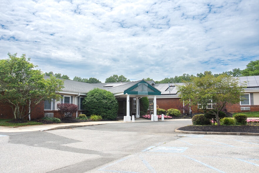 More Photos Of 94 Stevens Rd, Toms River Healthcare For Lease