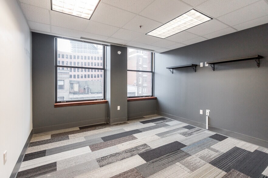 More Photos Of 1300 Broadway St, Detroit Office For Lease