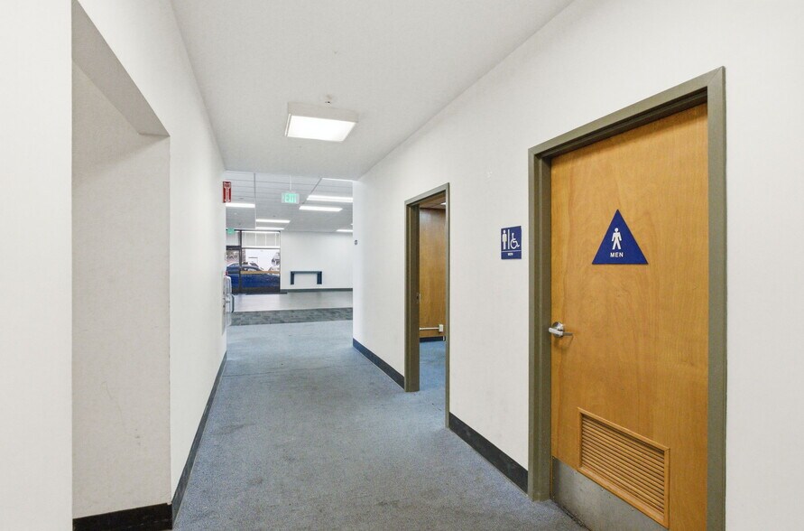 More Photos Of 6537 Foothill Blvd, Oakland Office For Lease