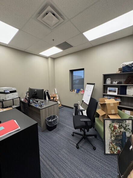 More Photos Of 5936 Imperial Loop, College Station Industrial For Lease