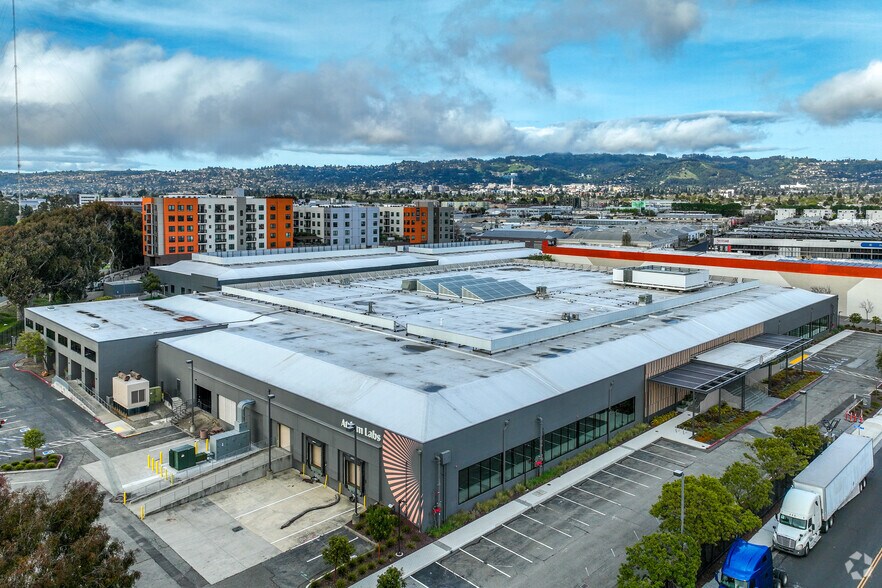 More Photos Of 1650 65th St, Emeryville Flex For Lease