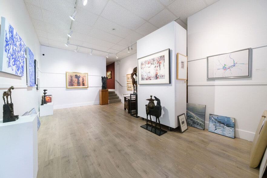 More Photos Of 2231-2245 Granville St, Vancouver Freestanding For Sale