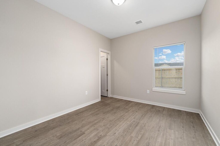 More Photos Of 3513 W 45th St S, Wichita Apartments For Sale