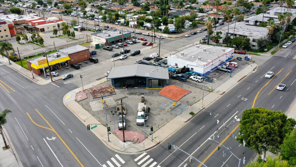 More Photos Of 14609 S Meyer St, San Fernando Auto Repair For Lease