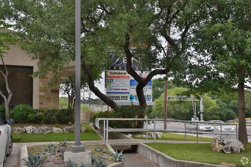 Primary Photo Of 12227 Huebner Rd, San Antonio Freestanding For Lease