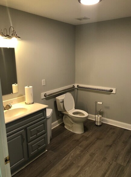 More Photos Of 4 S Tennessee St, Cartersville Office For Lease