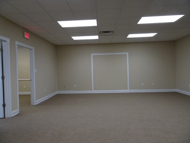 More Photos Of 4210 Columbia Rd, Augusta Office For Lease