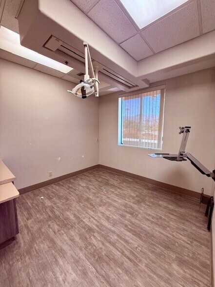 More Photos Of 73929 Larrea St, Palm Desert Medical For Sale