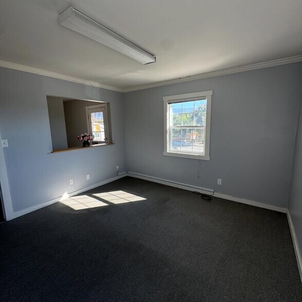 More Photos Of 25 Carlo Dr, Goleta Office Residential For Lease