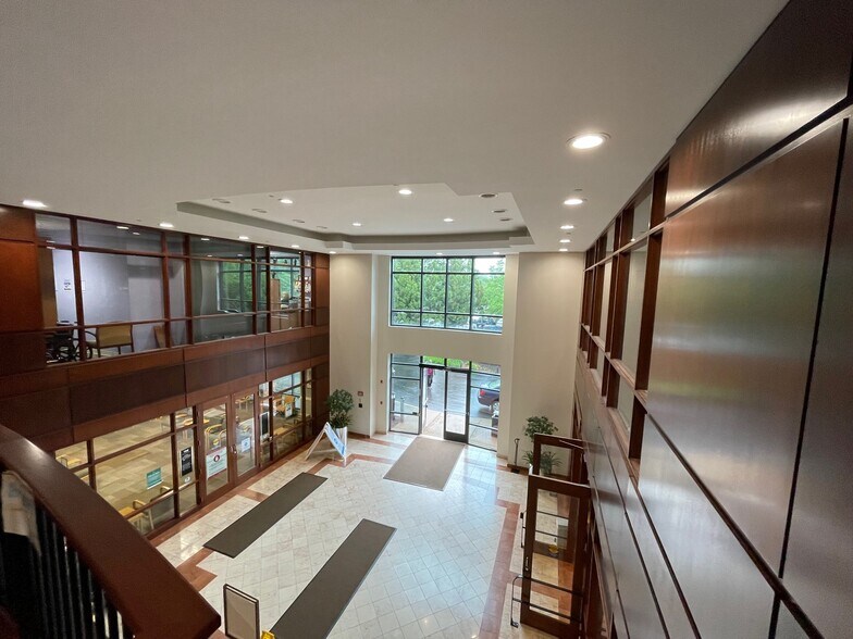 More Photos Of 590 Peter Jefferson Pky, Charlottesville Medical For Lease