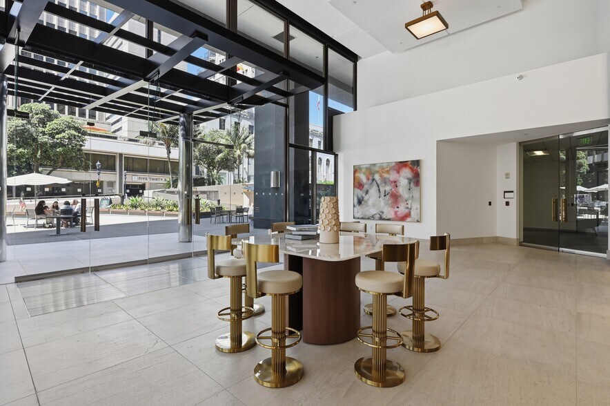 More Photos Of 600 B St, San Diego Office For Lease