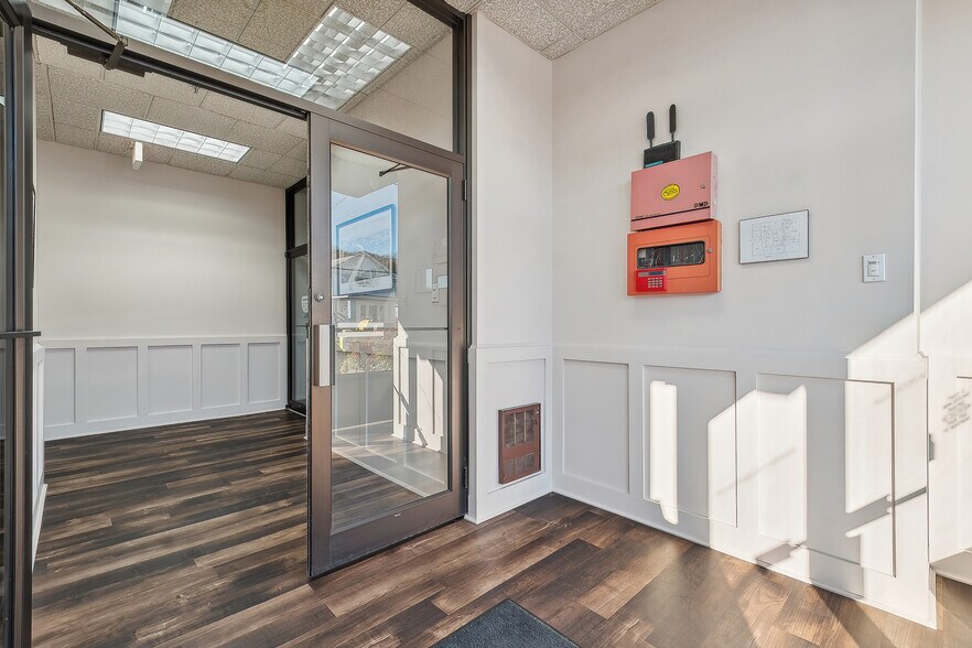 More Photos Of 490 N Main St, Pittston Medical For Lease