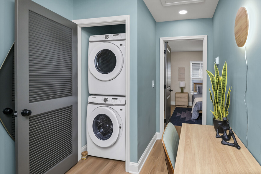 More Photos Of 816 Shull St, West Columbia Apartments For Sale