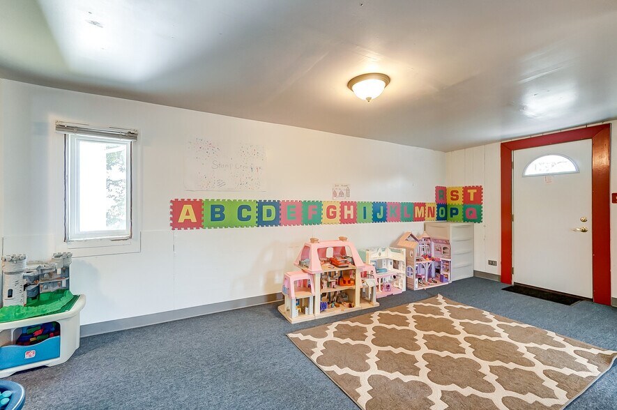 More Photos Of 7357 US Route 35 E, West Alexandria Daycare Center For Sale